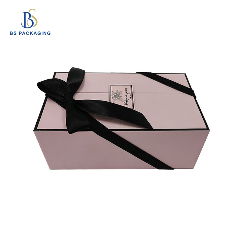 perfume gift box pink.jpg