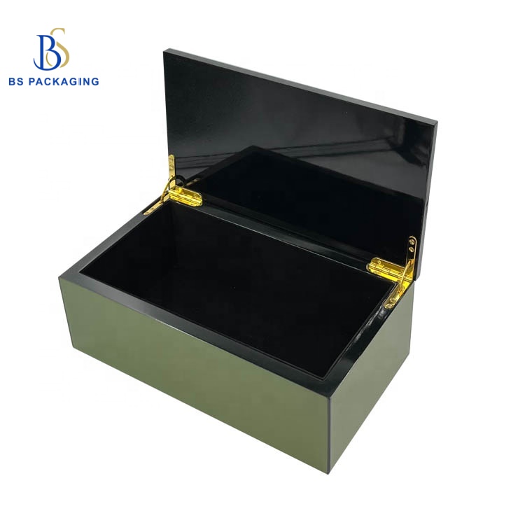 High glossy woden box.jpg